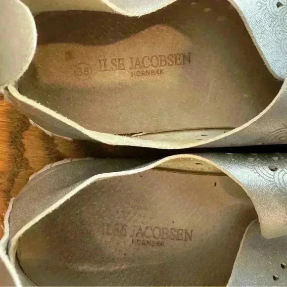ILSE Jacobsen Hornbak Shoes Laser Cut Metallic Bright Silver Slip On Size 38/7.5 - Picture 7 of 10